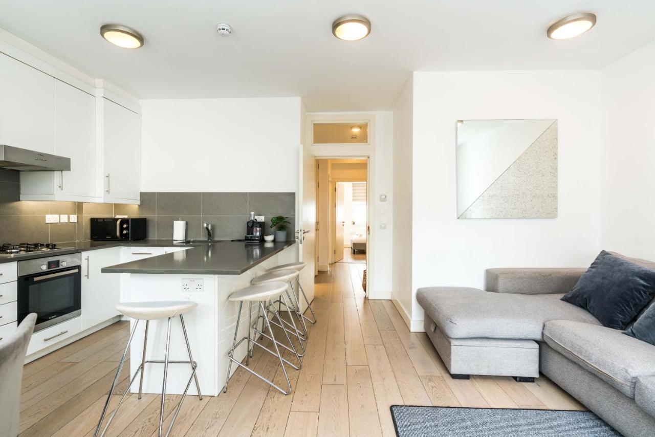 Spacious 2 Bedroom / Earls Court / Kensington Лондон Екстериор снимка