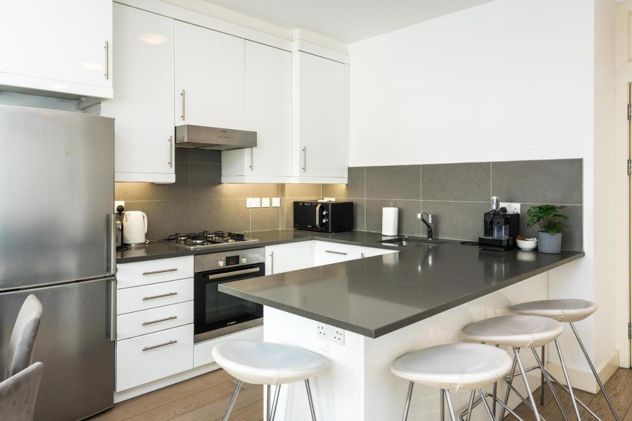 Spacious 2 Bedroom / Earls Court / Kensington Лондон Екстериор снимка