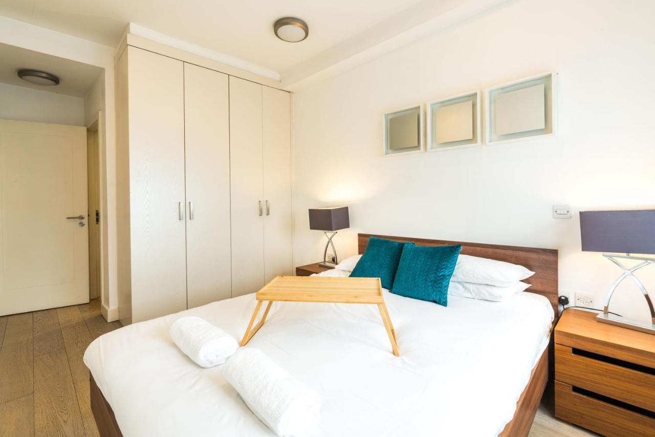 Spacious 2 Bedroom / Earls Court / Kensington Лондон Екстериор снимка