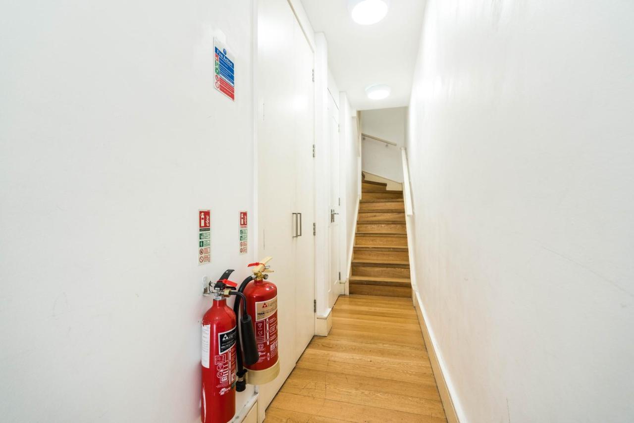 Spacious 2 Bedroom / Earls Court / Kensington Лондон Екстериор снимка